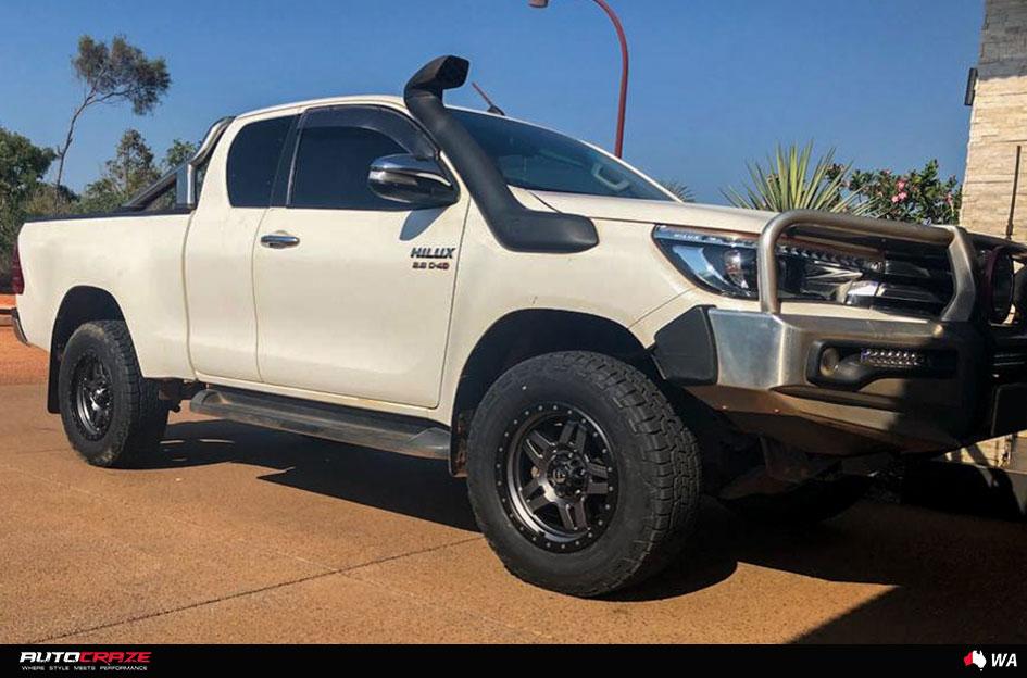 TOYOTA HILUX N80 4WD ANZA MATTE ANTHRACITE WITH BLACK RING